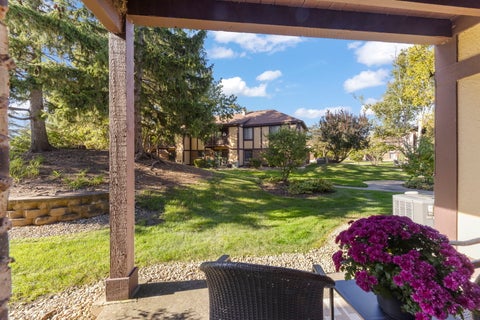 Tiny photo for 1712 Lakecliffe Drive #D, Wheaton, IL 60189 (MLS # 12782777)