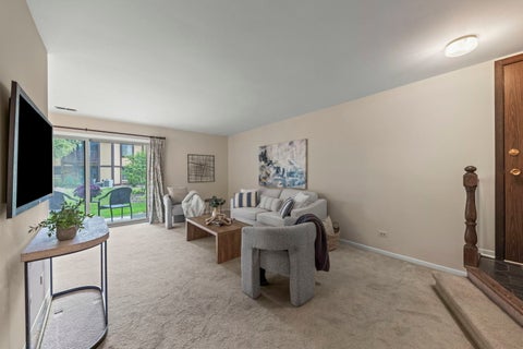 Tiny photo for 1712 Lakecliffe Drive #D, Wheaton, IL 60189 (MLS # 12782777)