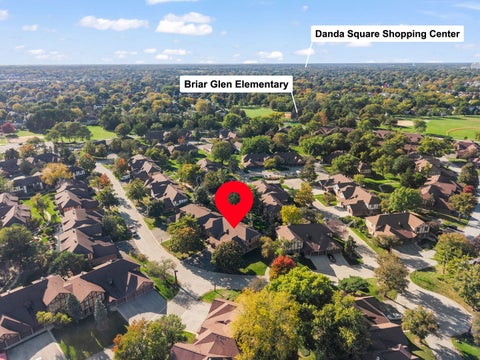 Tiny photo for 1712 Lakecliffe Drive #D, Wheaton, IL 60189 (MLS # 12782777)
