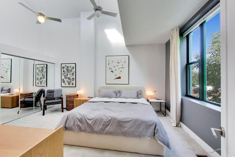 Tiny photo for 1757 W Sunnyside Avenue #A, Chicago, IL 60640 (MLS # 12732237)