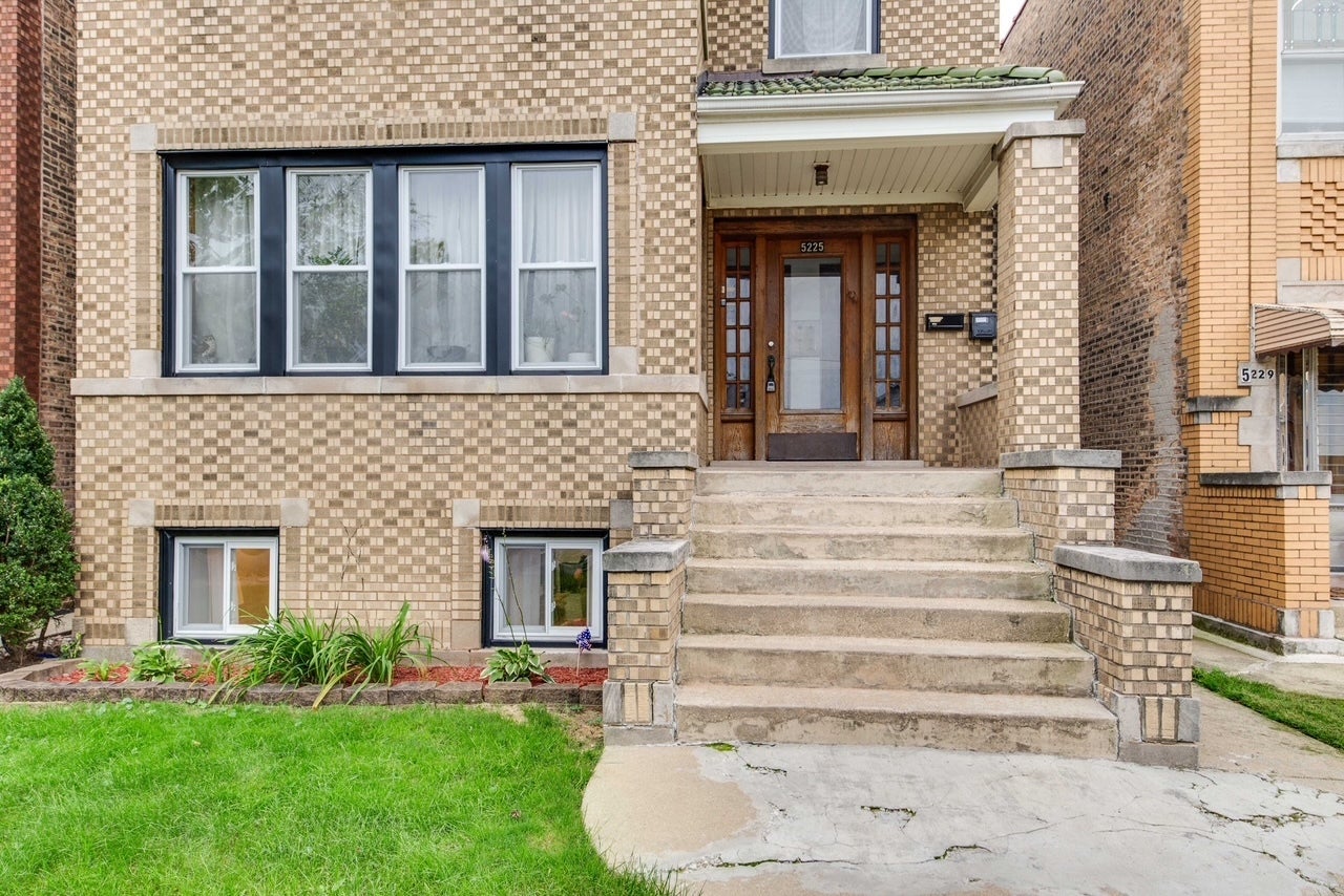 5225 W Melrose Street 1-R