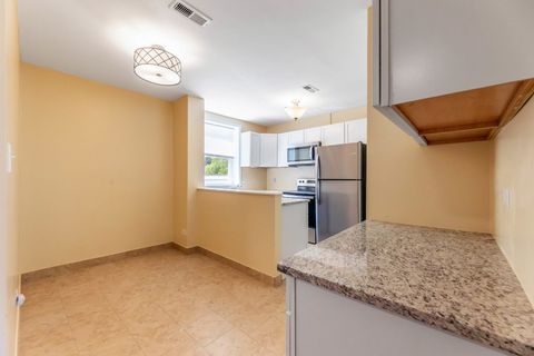 Tiny photo for 6104 S Dorchester Avenue #1S, Chicago, IL 60637 (MLS # 12459974)