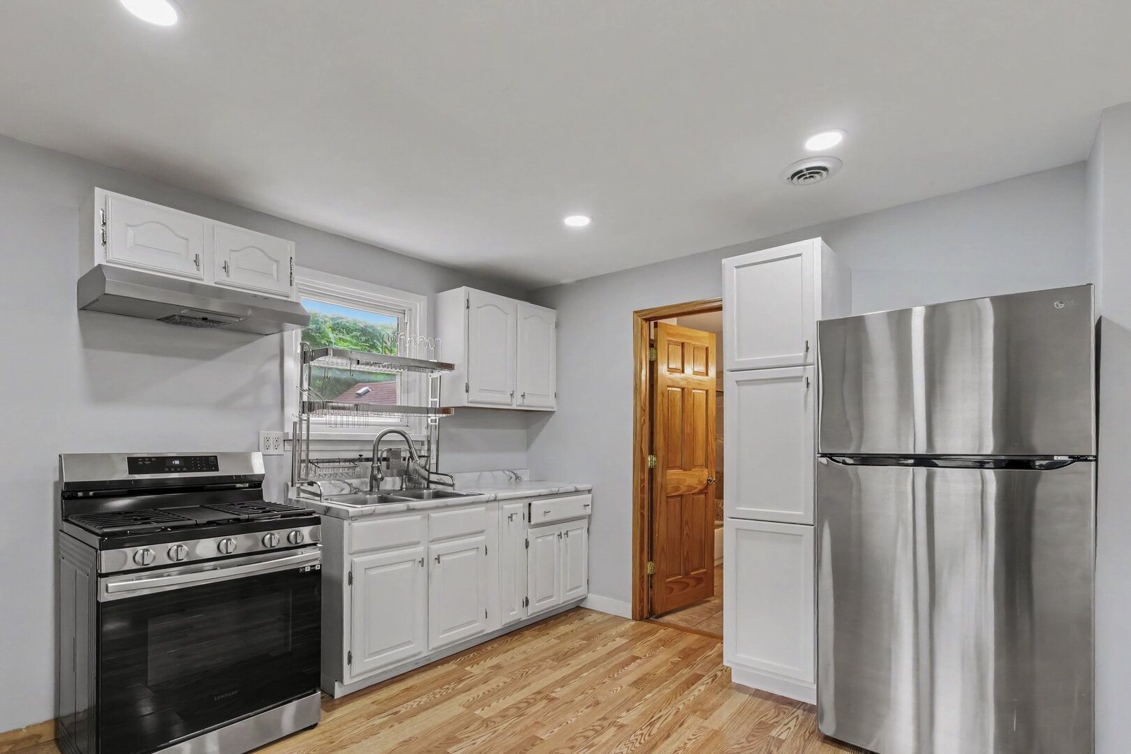 208 W Nippersink Road