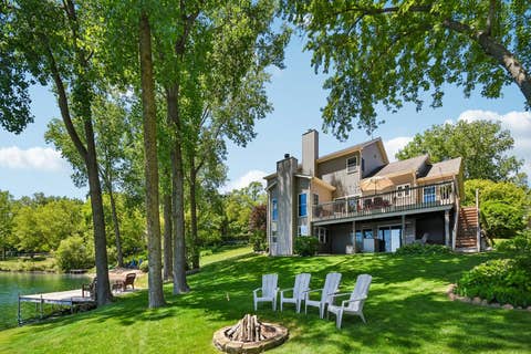 Tiny photo for 605 Tulip Circle, Island Lake, IL 60042 (MLS # 12669627)