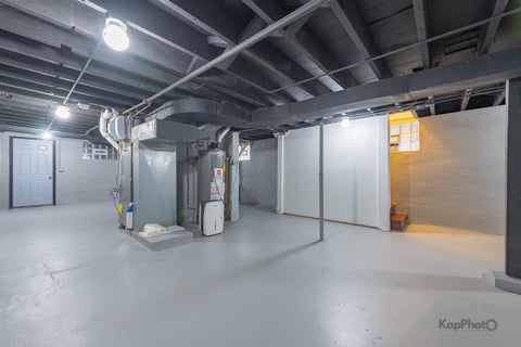 Tiny photo for 4624 N Winchester Avenue, Chicago, IL 60640 (MLS # 12725383)