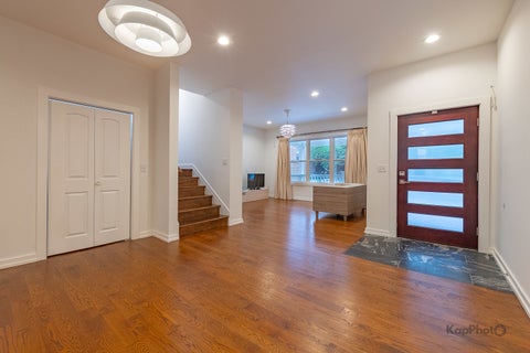 Tiny photo for 4624 N Winchester Avenue, Chicago, IL 60640 (MLS # 12725383)