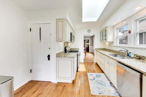 Tiny photo for 124 E Grantley Avenue, Elmhurst, IL 60126 (MLS # 12704527)