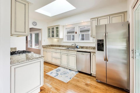 Tiny photo for 124 E Grantley Avenue, Elmhurst, IL 60126 (MLS # 12704527)