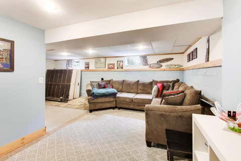 Tiny photo for 124 E Grantley Avenue, Elmhurst, IL 60126 (MLS # 12704527)