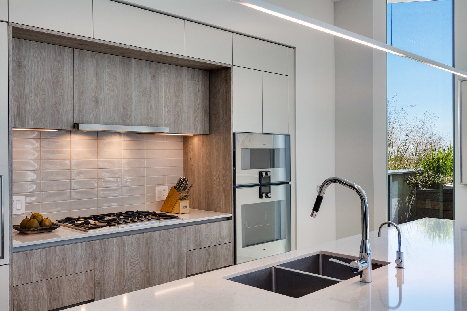 211 N Harbor Drive 4101