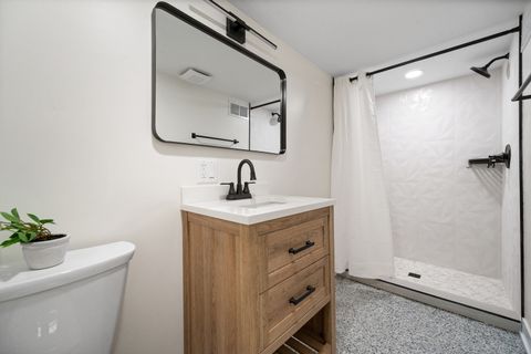 Tiny photo for 7451 S 86th Avenue, Justice, IL 60458 (MLS # 12450339)