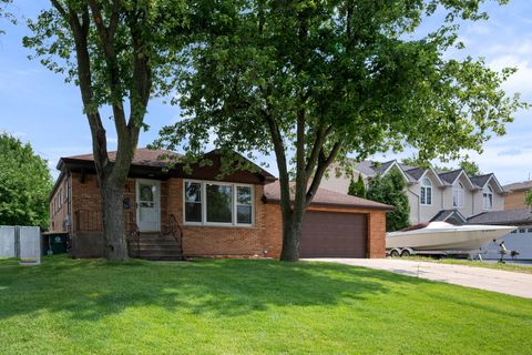 Tiny photo for 7451 S 86th Avenue, Justice, IL 60458 (MLS # 12450339)
