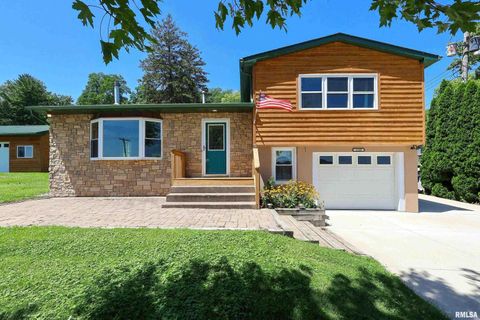 Tiny photo for 1128 N CODY Road, Le Claire, IA 52753 (MLS # QC4265613)