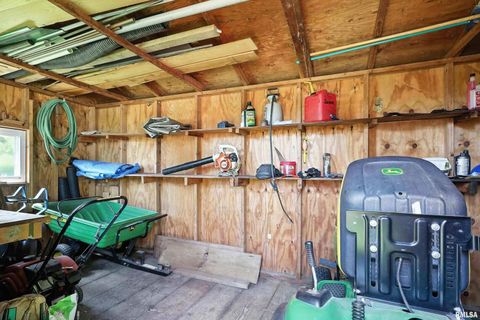 Tiny photo for 1128 N CODY Road, Le Claire, IA 52753 (MLS # QC4265613)