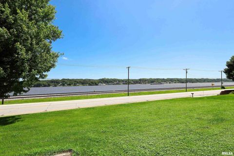 Tiny photo for 1128 N CODY Road, Le Claire, IA 52753 (MLS # QC4265613)