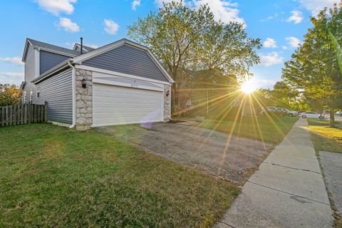 Tiny photo for 577 Greystone Lane, Bolingbrook, IL 60440 (MLS # 12448059)