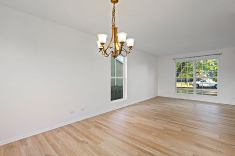 Tiny photo for 577 Greystone Lane, Bolingbrook, IL 60440 (MLS # 12448059)