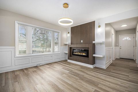 Tiny photo for 26 E 157th Street, South Holland, IL 60473 (MLS # 12617969)