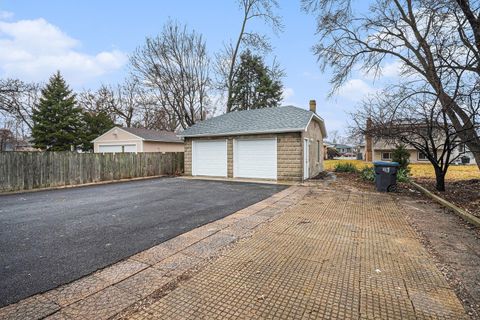 Tiny photo for 26 E 157th Street, South Holland, IL 60473 (MLS # 12617969)