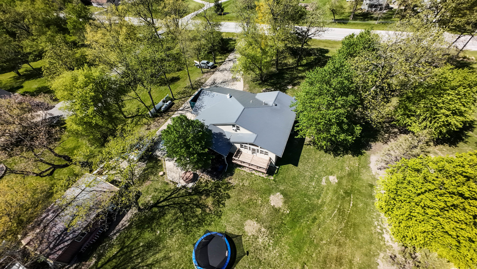 10690 E 1700 North Road