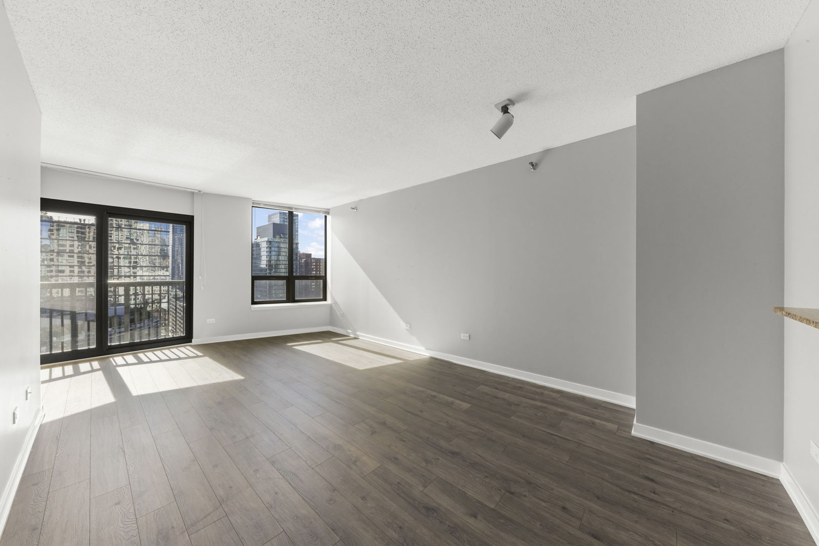 400 N Lasalle Street 1709