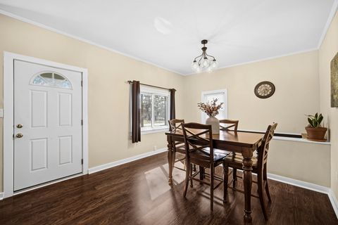 Tiny photo for 27W726 Central Avenue, Warrenville, IL 60555 (MLS # 12581060)