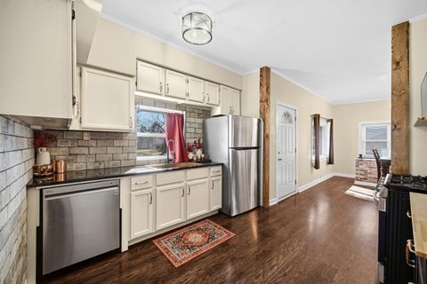 Tiny photo for 27W726 Central Avenue, Warrenville, IL 60555 (MLS # 12581060)