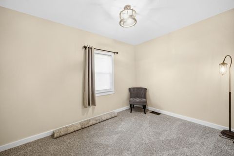 Tiny photo for 27W726 Central Avenue, Warrenville, IL 60555 (MLS # 12581060)