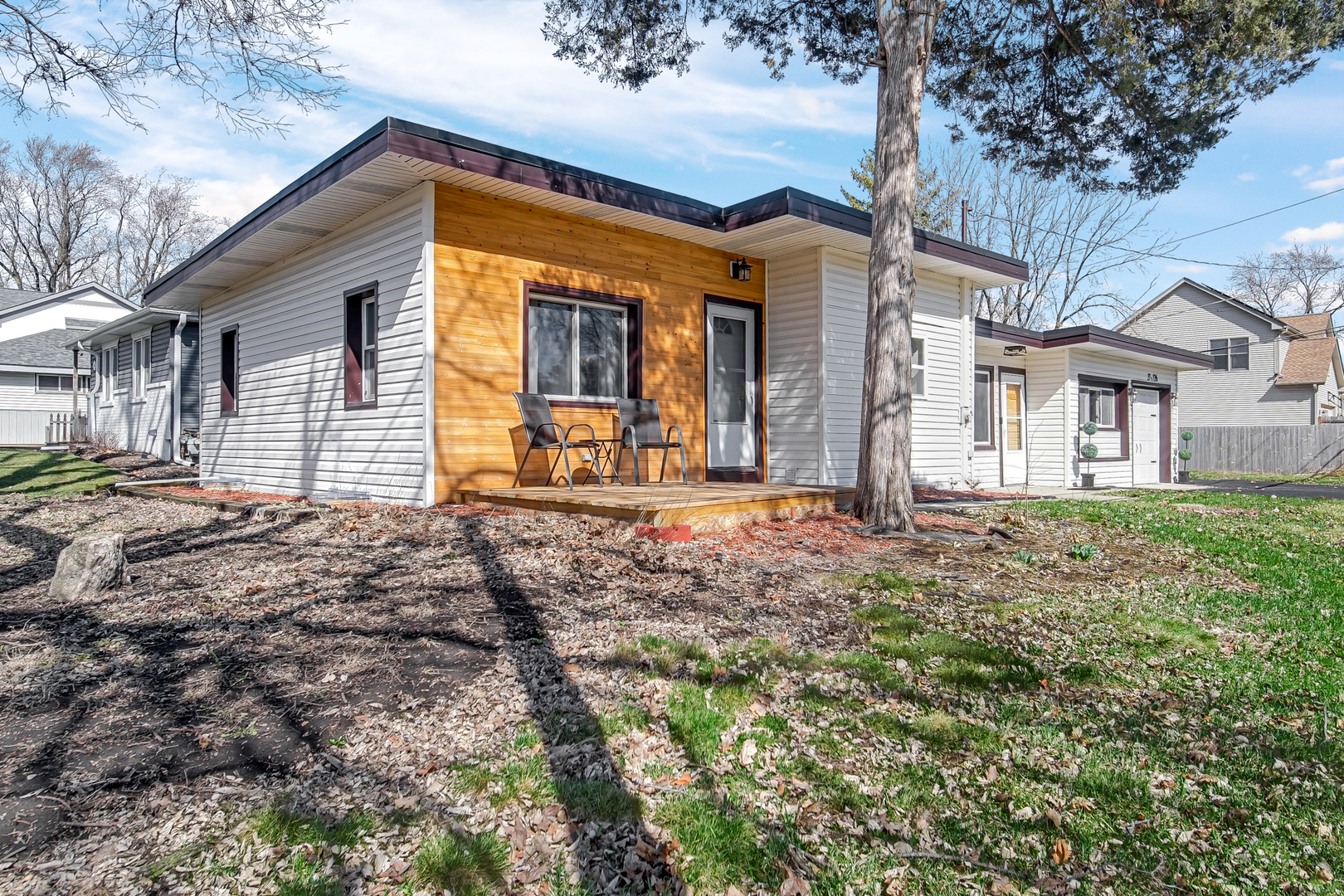 27W726 Central Avenue