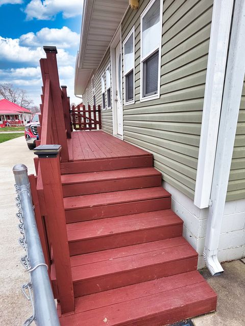 Tiny photo for 127 Flora Avenue, Flora, IL 62839 (MLS # 12590343)