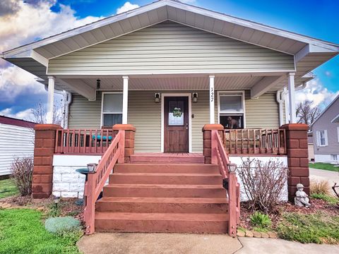 Tiny photo for 127 Flora Avenue, Flora, IL 62839 (MLS # 12590343)