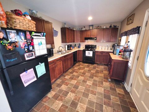 Tiny photo for 127 Flora Avenue, Flora, IL 62839 (MLS # 12590343)