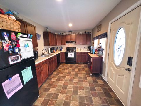 Tiny photo for 127 Flora Avenue, Flora, IL 62839 (MLS # 12590343)