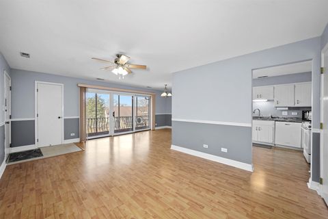 Tiny photo for 15623 Gardenview Court #3C, Orland Park, IL 60462 (MLS # 12534947)