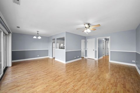 Tiny photo for 15623 Gardenview Court #3C, Orland Park, IL 60462 (MLS # 12534947)
