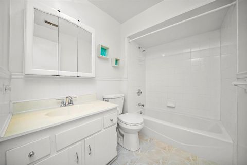 Tiny photo for 15623 Gardenview Court #3C, Orland Park, IL 60462 (MLS # 12534947)