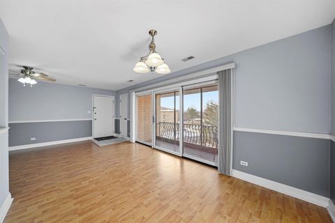 Tiny photo for 15623 Gardenview Court #3C, Orland Park, IL 60462 (MLS # 12534947)