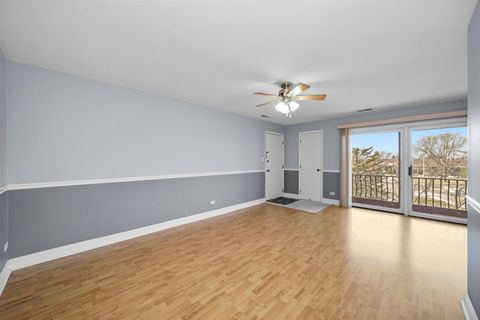 Tiny photo for 15623 Gardenview Court #3C, Orland Park, IL 60462 (MLS # 12534947)