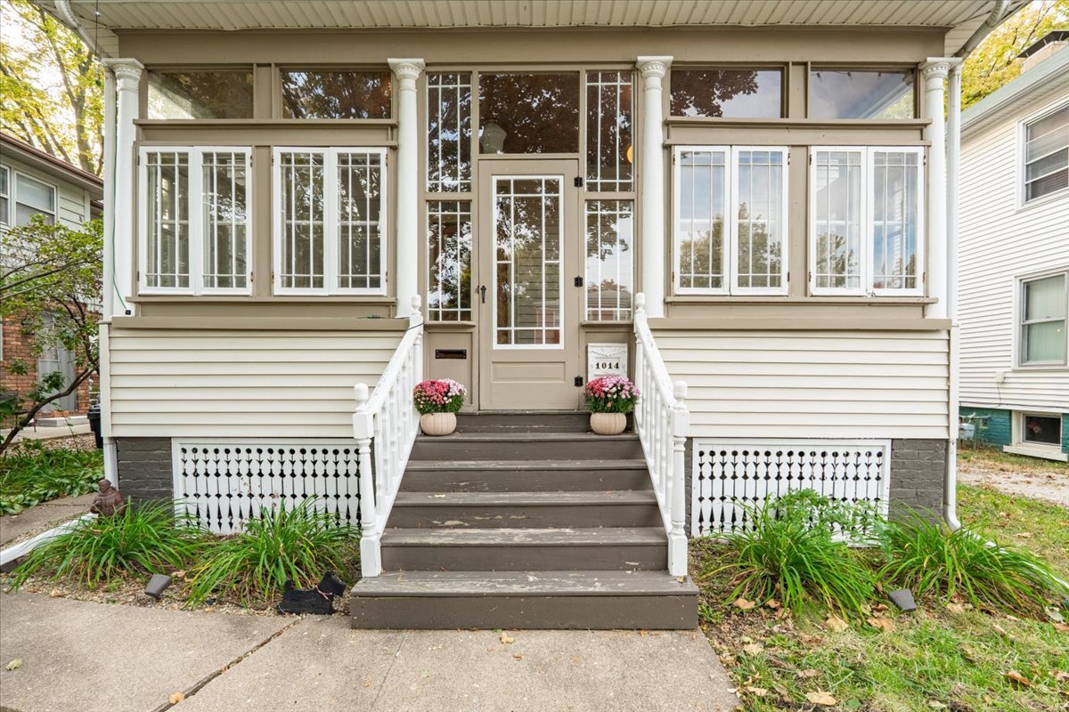 1014 N Prairie Street