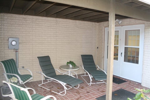 Tiny photo for 7 Thornwood Court #7, Moline, IL 61265 (MLS # 12789534)