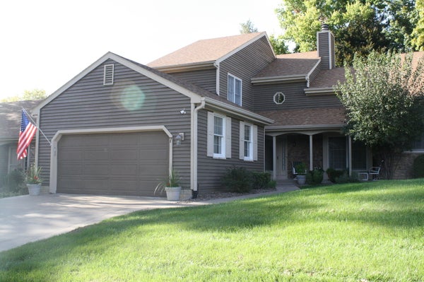 7 THORNWOOD CT # 7, MOLINE, IL 61265 - Image 435fb17eae8365e4ceb2f07662f0ff4f/3330595356