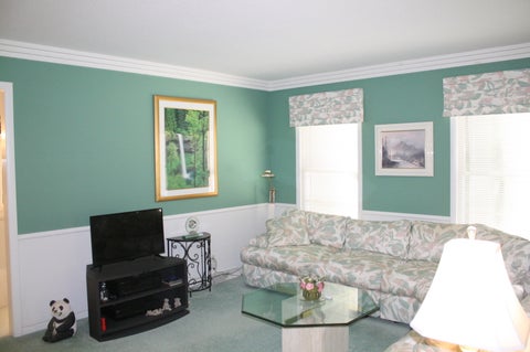 Tiny photo for 7 Thornwood Court #7, Moline, IL 61265 (MLS # 12789534)
