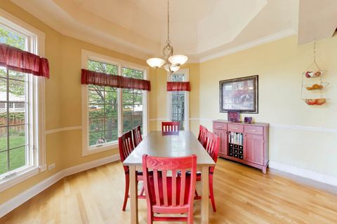 Tiny photo for 327 S Knight Avenue, Park Ridge, IL 60068 (MLS # 12636148)