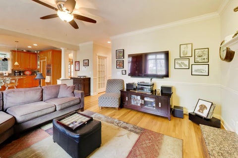Tiny photo for 327 S Knight Avenue, Park Ridge, IL 60068 (MLS # 12636148)