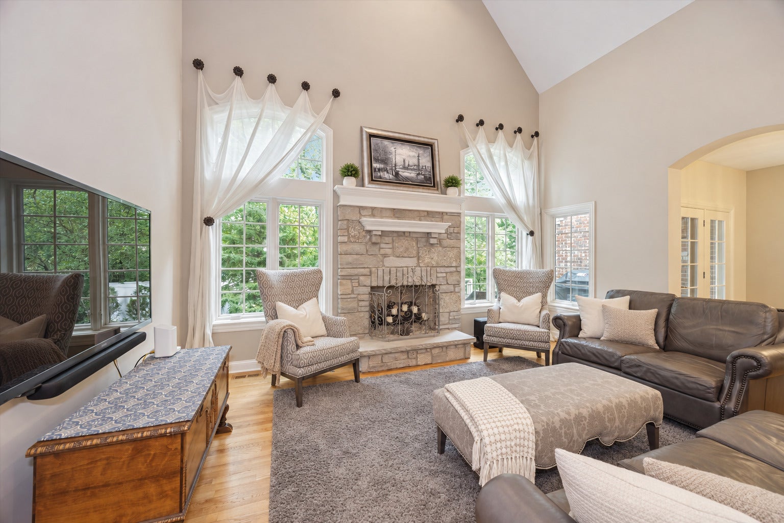 411 SKIPPING STONE Lane 411