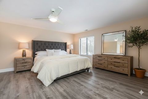 Tiny photo for 2050 Valencia Drive #300C, Northbrook, IL 60062 (MLS # 12556294)