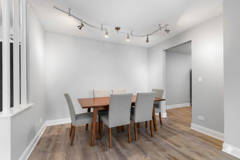 Tiny photo for 2050 Valencia Drive #300C, Northbrook, IL 60062 (MLS # 12556294)