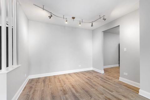 Tiny photo for 2050 Valencia Drive #300C, Northbrook, IL 60062 (MLS # 12556294)