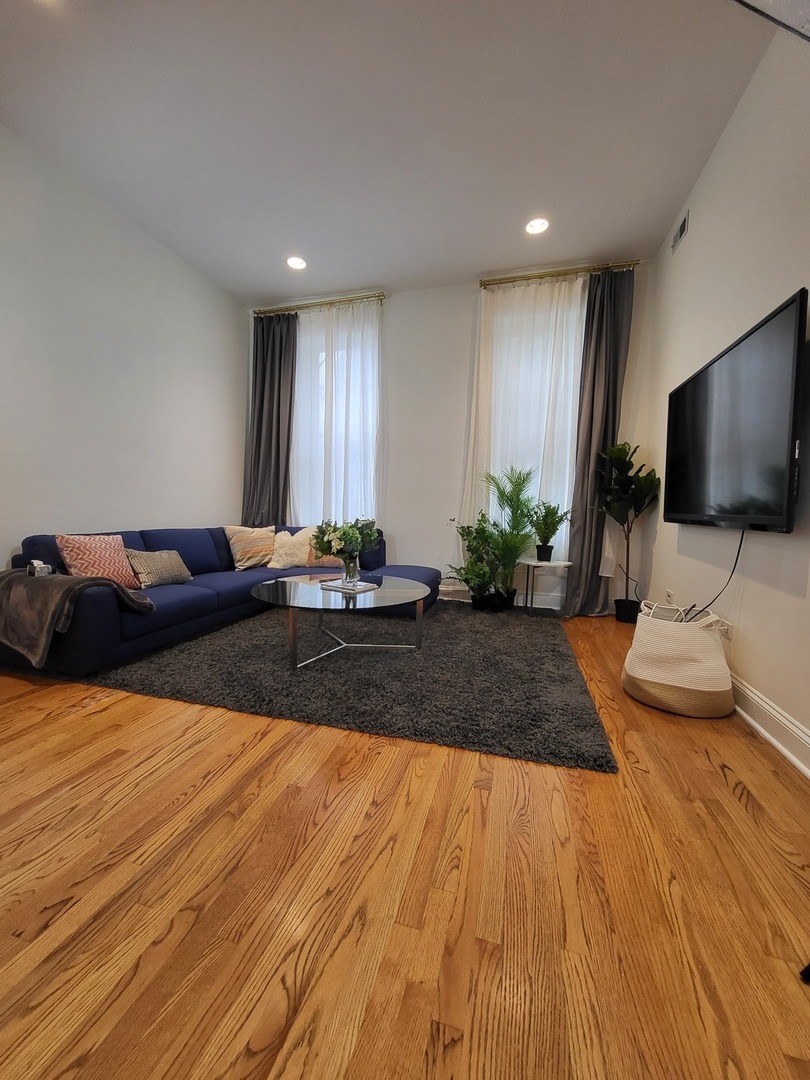 1924 N Honore Street 2W