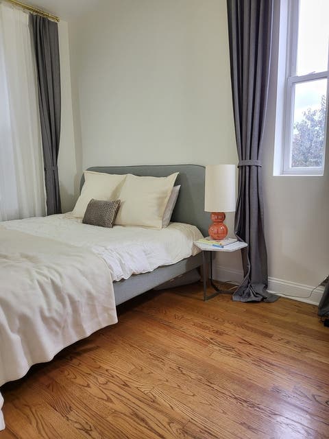 Tiny photo for 1924 N Honore Street #2R, Chicago, IL 60622 (MLS # 12653875)